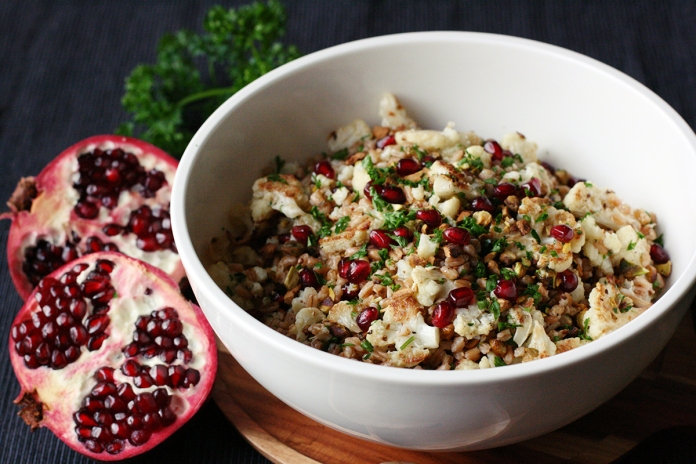 Roasted cauliflower and farro salad with pistachios and pomegranate on alickofsalt.com